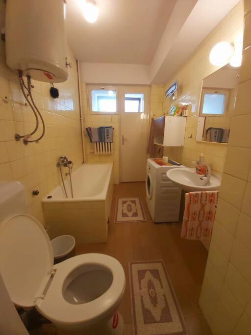 ¤george's Cosy Apartment¤ * Skopje